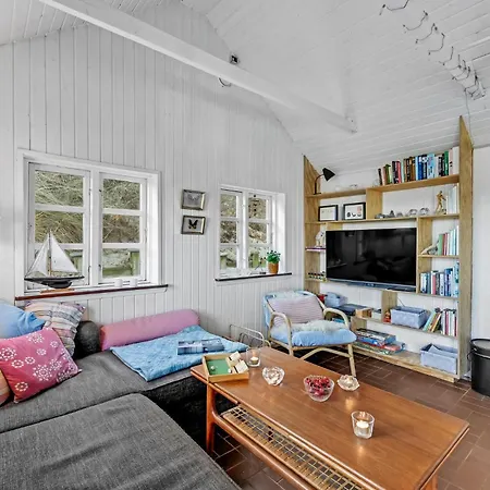 Two-bedroom In Feriehus
