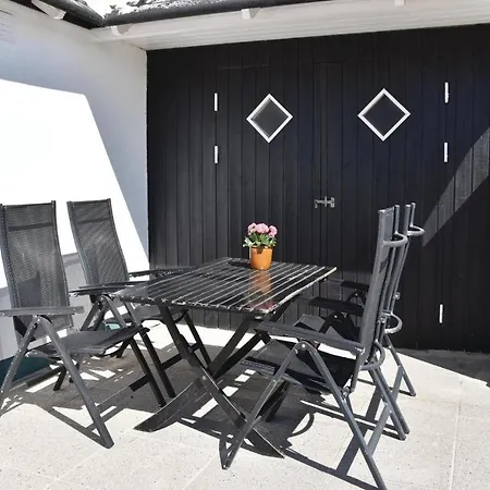 Two-bedroom In Ulfborg