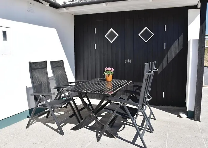 Two-bedroom In Ulfborg